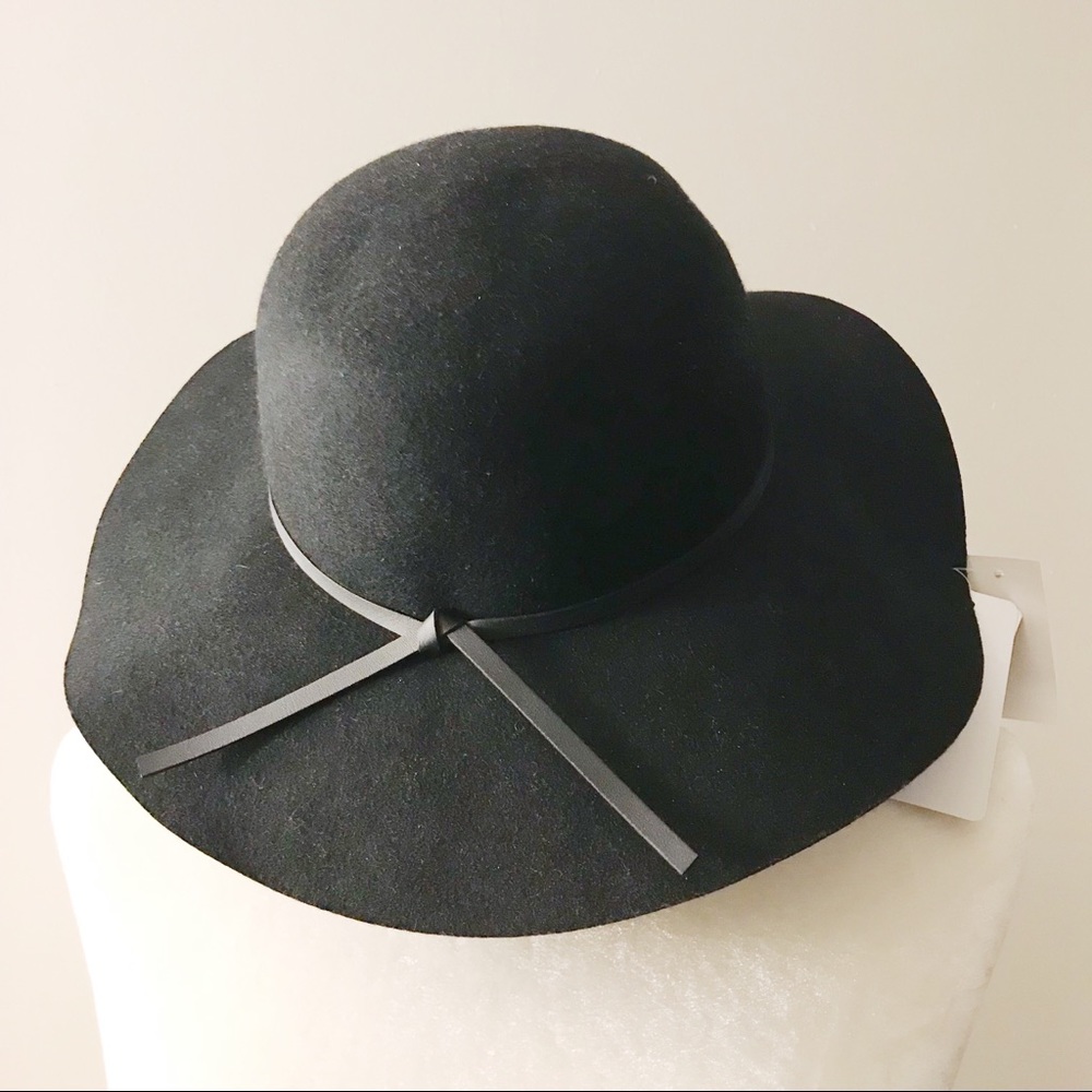 *PRICE DROP!* Black Wool Floppy Hat